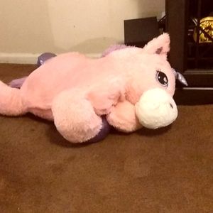 It's fluffy my sister don't want it